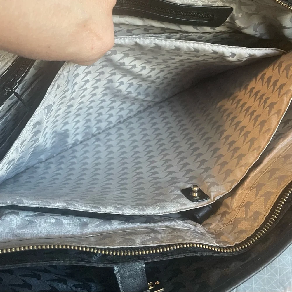 Lo & Sons Seville 13” Laptop Tote Black Saffiano Leather + Extra Shell
